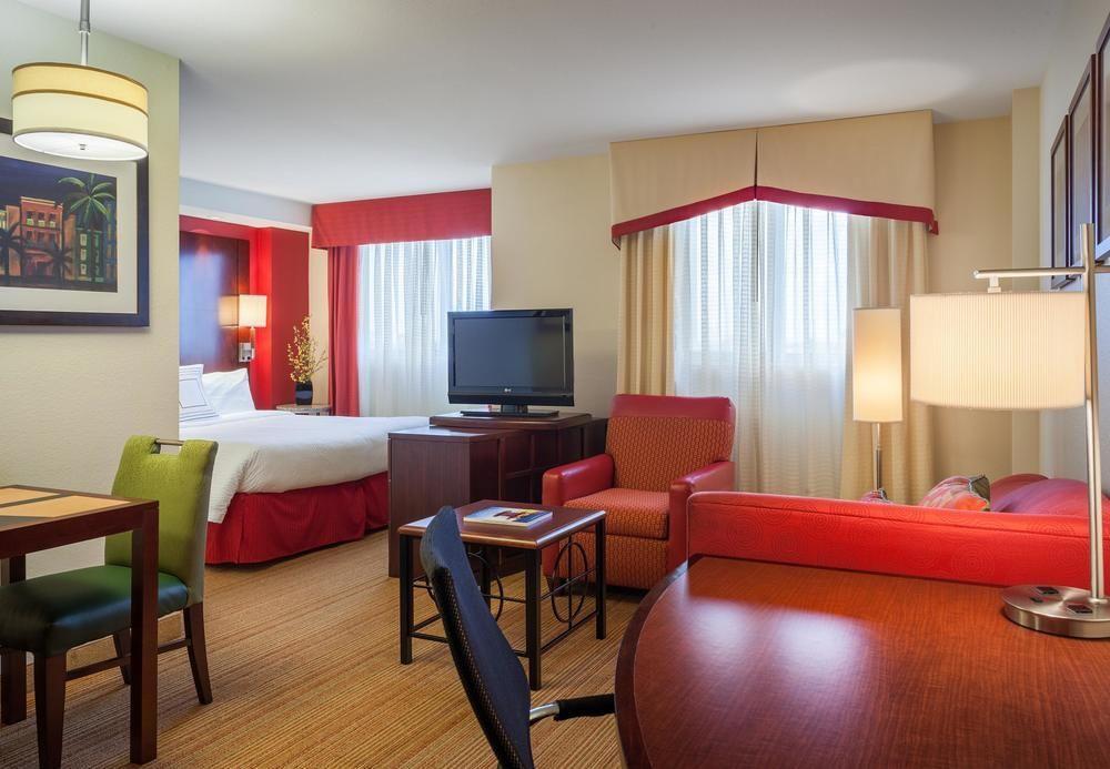 Residence Inn By Marriott Miami Airport Dış mekan fotoğraf