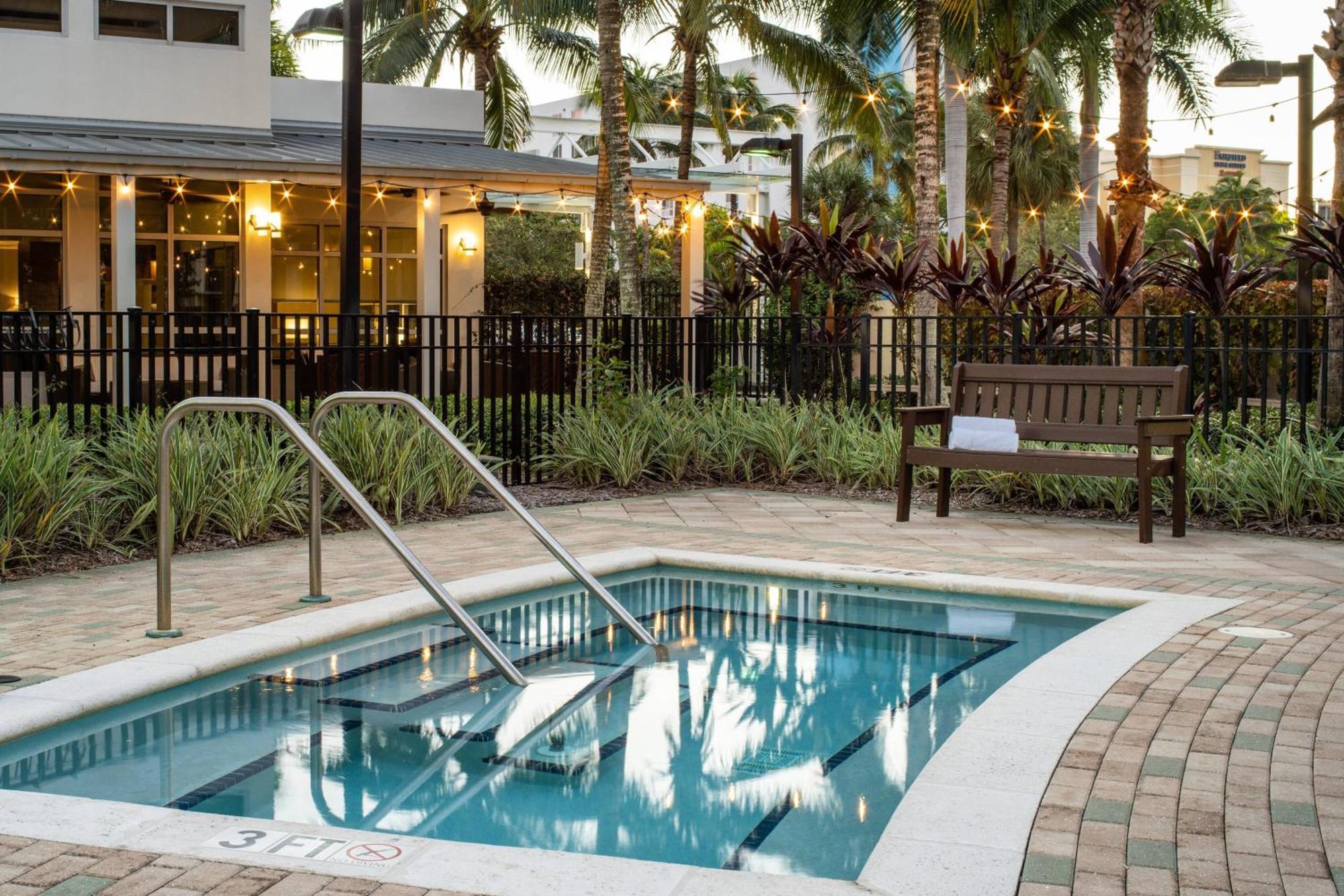 Residence Inn By Marriott Miami Airport Dış mekan fotoğraf